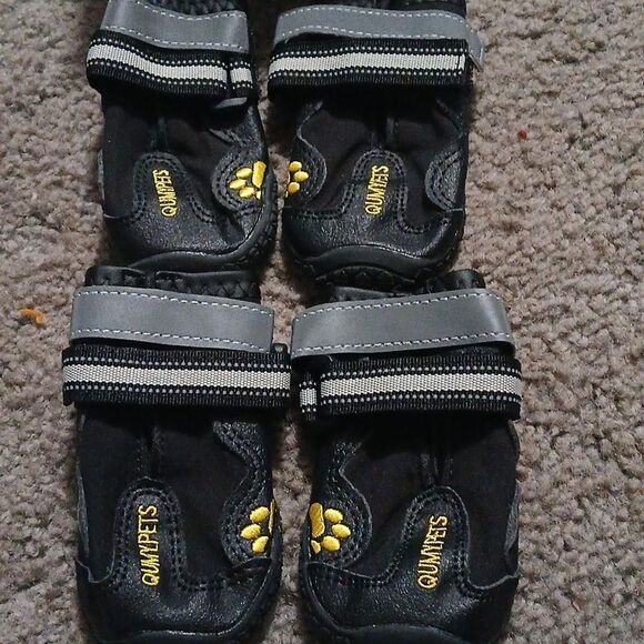 Dog Shoes Dog Boots & Paw Protectors Size 2: 1.9''x2.4''(W*L)  18-27lbs NWT - Picture 3 of 5